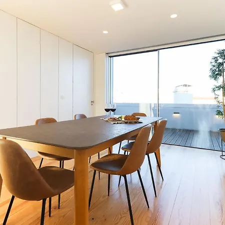 Marques De Pombal Duplex With Terrace By Homing * ליסבון