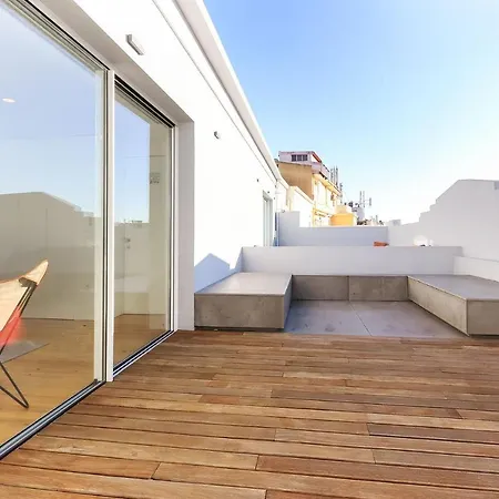 アパート Marques De Pombal Duplex With Terrace By Homing リスボン